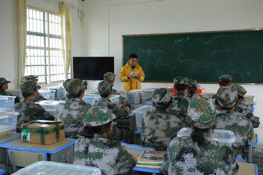 叛逆孩子学校,行走学校